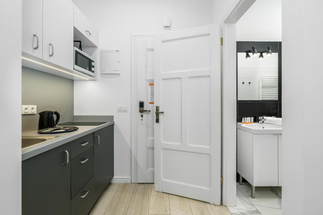 Apartments City Center Saint Wojciech By Renters Poznań Kültér fotó