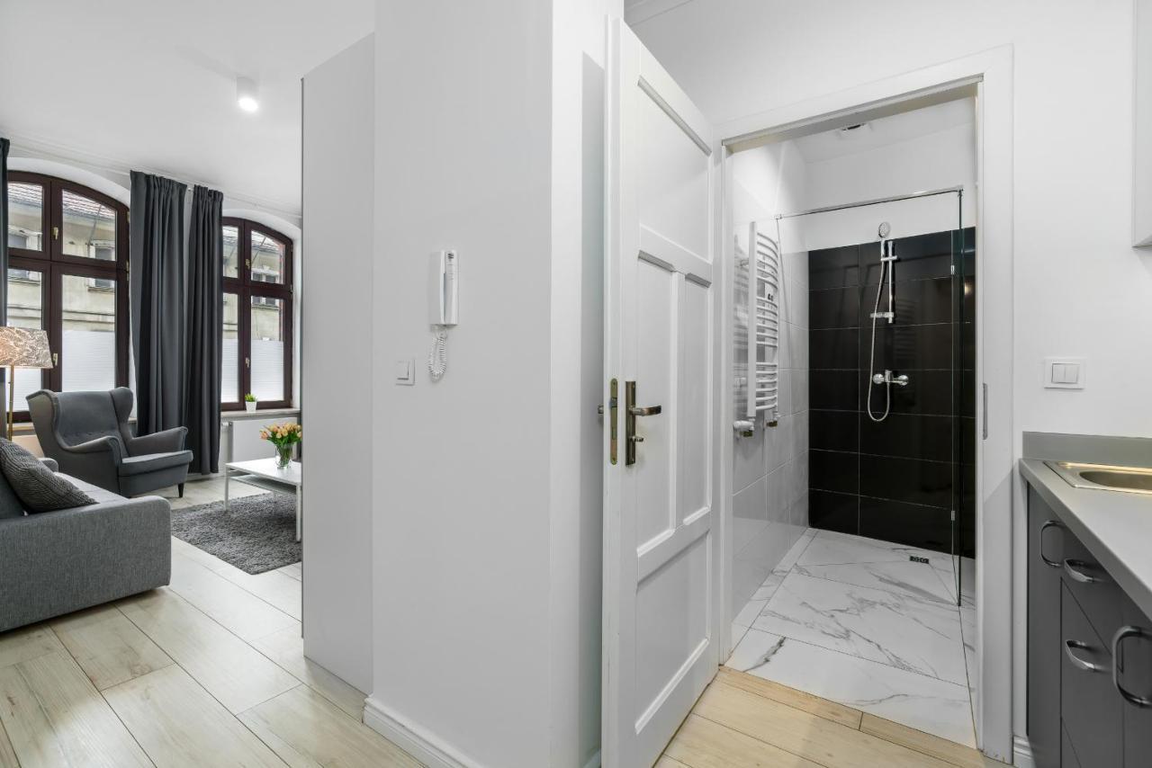 Apartments City Center Saint Wojciech By Renters Poznań Kültér fotó
