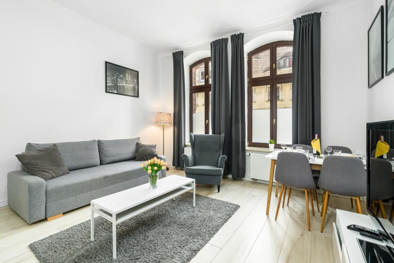 Apartments City Center Saint Wojciech By Renters Poznań Kültér fotó